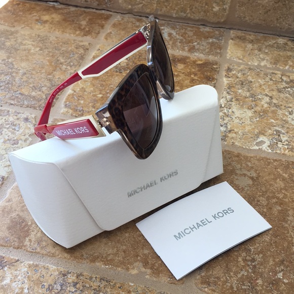 New Michael Kors Leopard Print Sunglasses - Picture 8 of 11